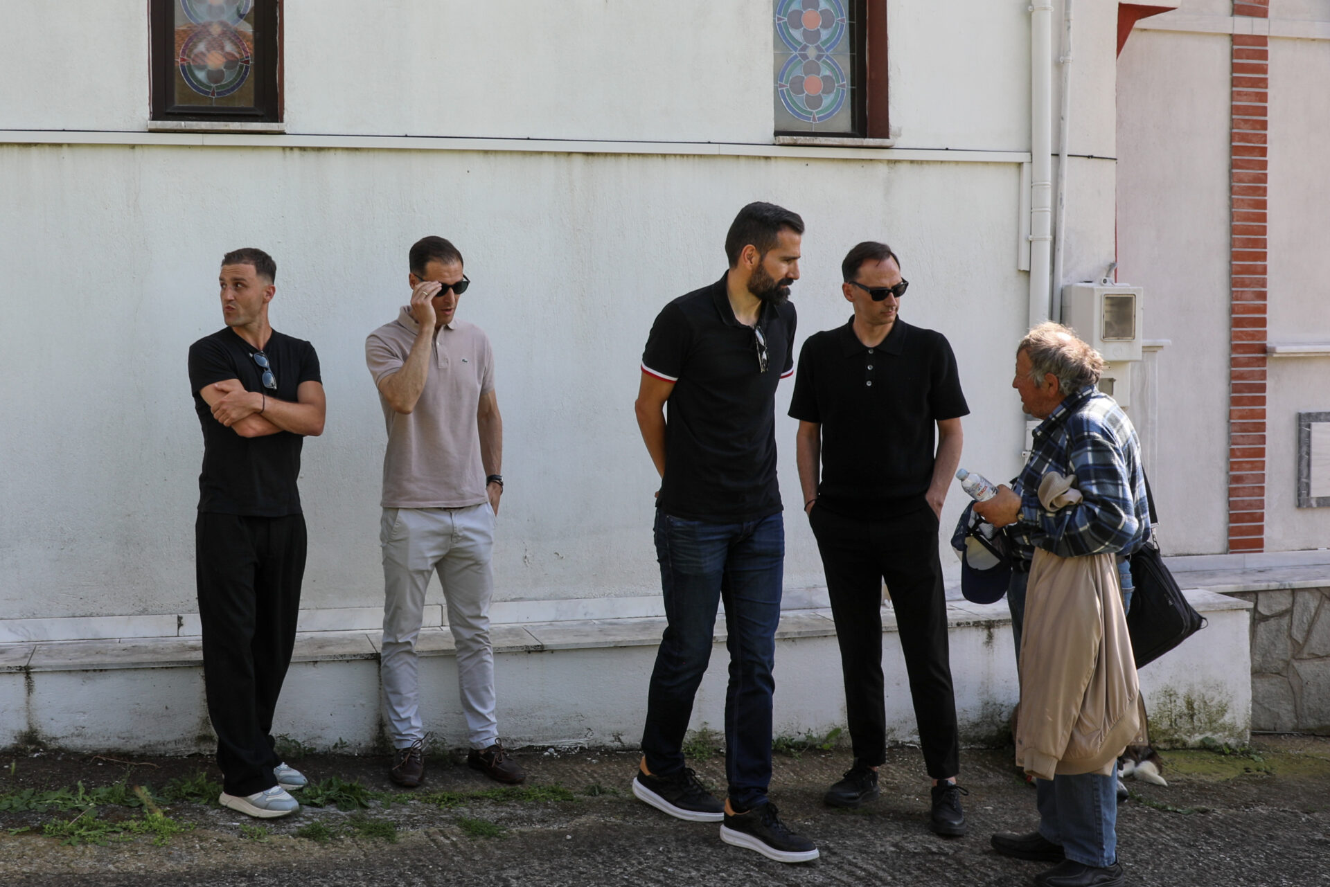 Θρήνος στην κηδεία του Παρασκευά Άντζα που έφυγε από τη ζωή στα 49 του χρόνια
