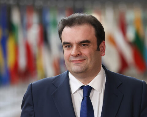 Πιερρακάκης στο Reuters