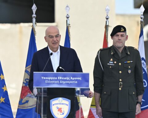 Μαλακάσα Νίκος Δένδιας