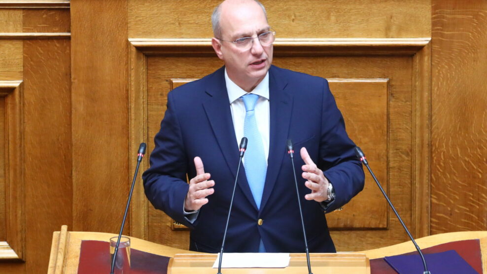 Γιάννης Οικονόμου