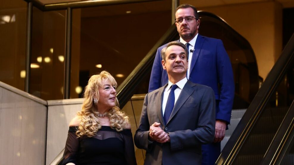 Ισχυρό πολιτικό