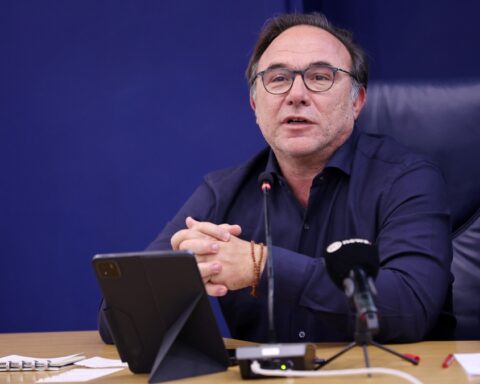 Πέτρος Κόκκαλης