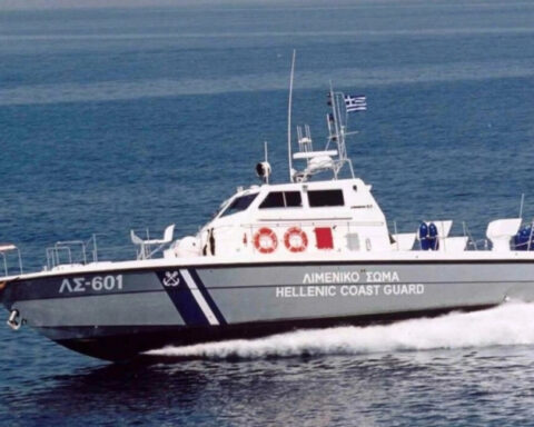 Σύγκρουση τουριστικού σκάφους