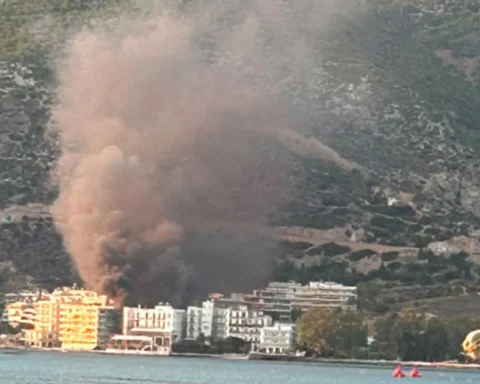 φωτιά τώρα στο Λουτράκι, Λουτράκι φωτιά