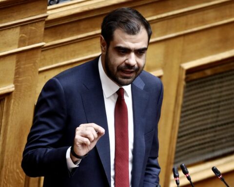 Βουλή: