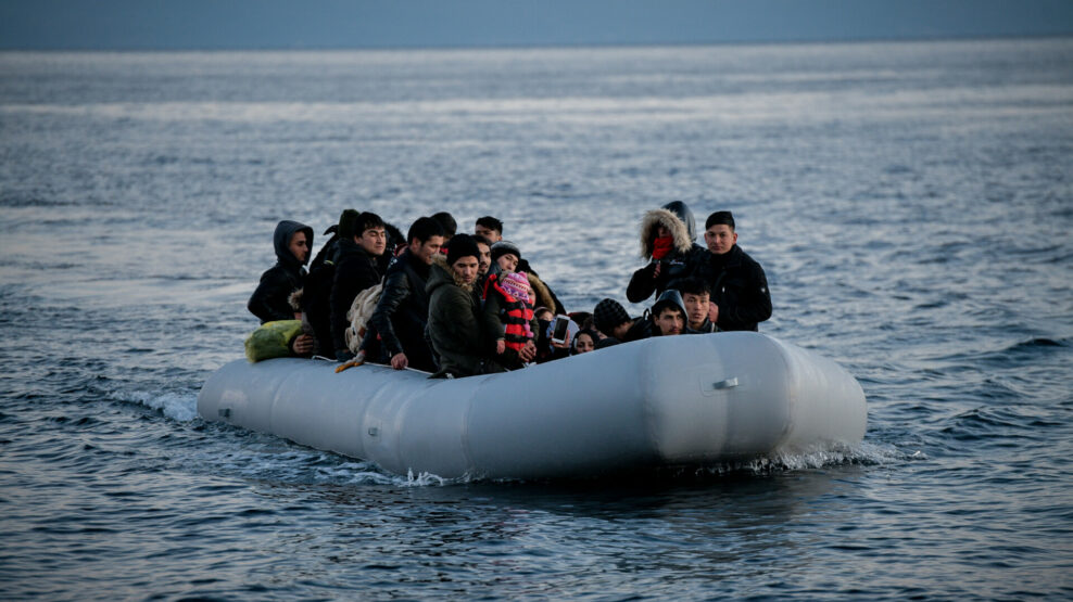 Μείωση μεταναστευτικών ροών σε Λέσβο και Χίο