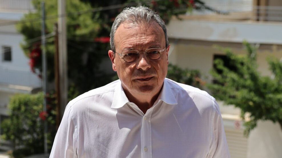 Φάμελλος για Τσίπρα