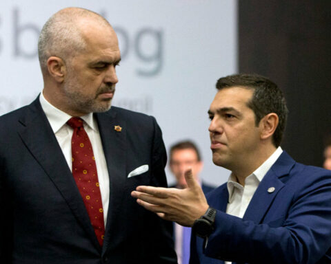 Απάντηση Τσίπρα στον Ράμα
