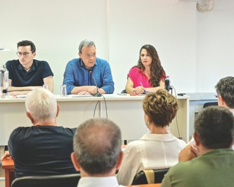 famellos