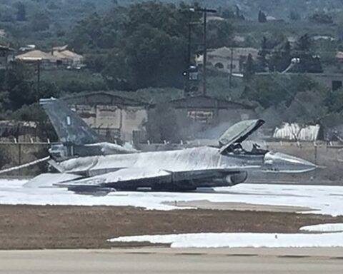 Αναγκαστική προσγείωση F-16 στη Ζάκυνθο
