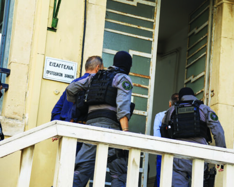 Έξι συλλήψεις για τον πόλεμο των μπράβων στη Δ. Ελλάδα