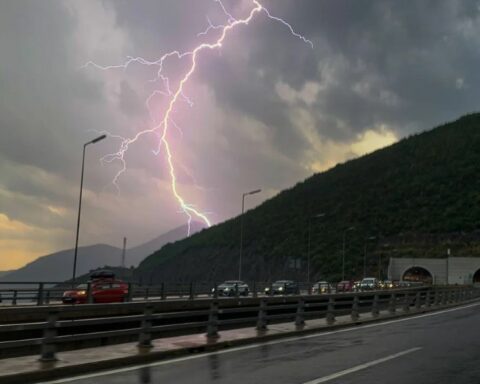 Συναγερμός για την κακοκαιρία: