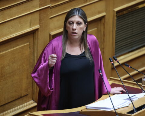 Η Ζωή Κωνσταντοπούλου κάλεσε το 100