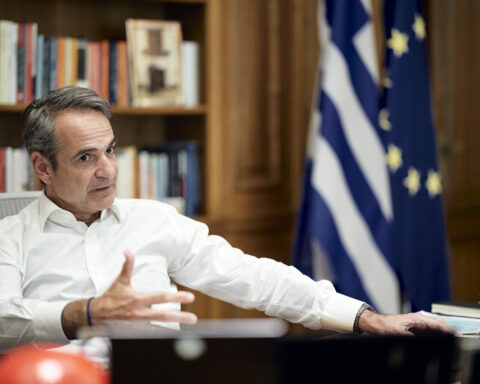 Μητσοτάκης ελληνικός σιδηρόδρομος