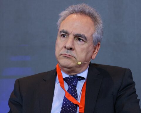 Θάνος Ντόκος για Ρώσους φαρσέρ