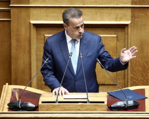 Παπασταύρου