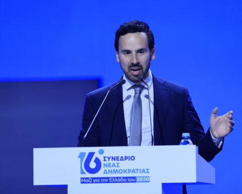 Ρωμανός. Τσίπρας