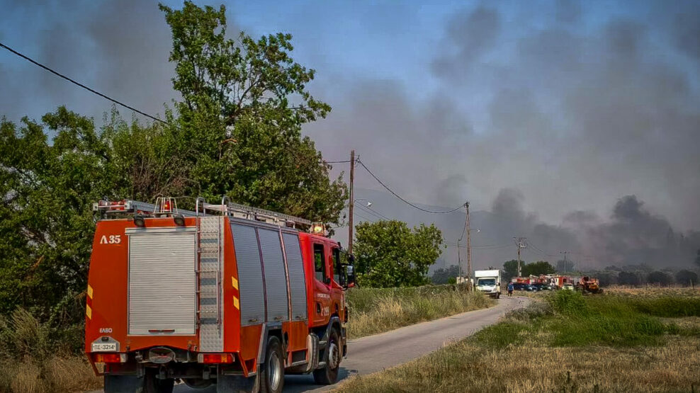 Φωτιά στη Σουρωτή Θεσσαλονίκης