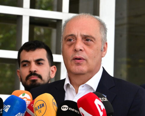 Βελόπουλος από Άρειο Πάγο