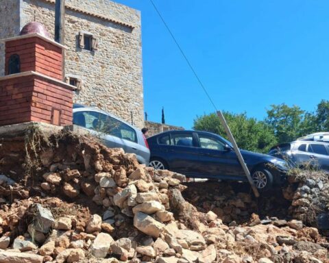 Ανατολική Μάνη μπουρίνι