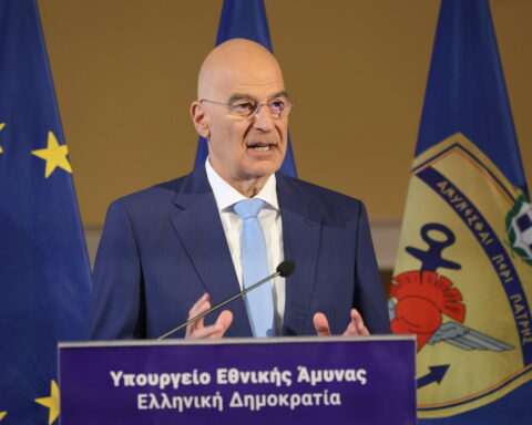 Δέδνιας ασπίδα Αχιλλέα