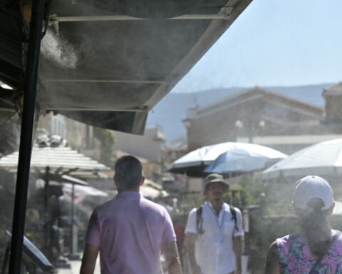 Καιρός καύσωνας