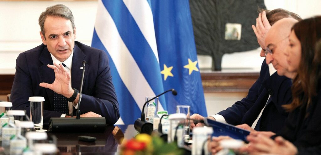 Ανεβάζει στροφές το Μαξίµου