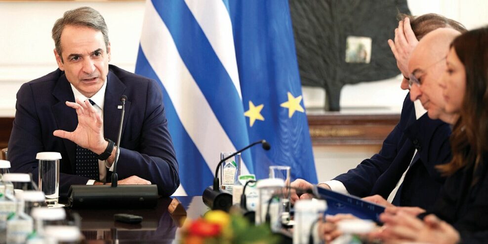 Ανεβάζει στροφές το Μαξίµου
