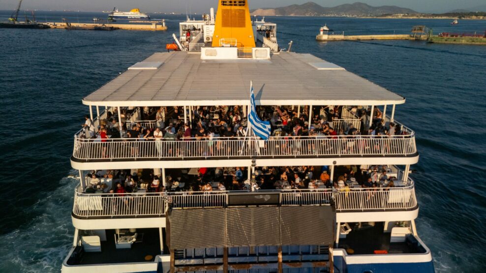 ΠΛΟΙΟ ΕΠΙΒΑΤΕΣ ΚΑΛΟΚΙΑΡΙΝΕΣ ΔΙΑΚΟΠΕΣ