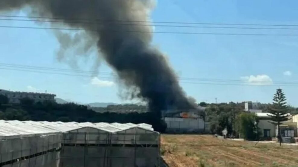Φωτιά σε αποστακτήριο στο Ρέθυμνο