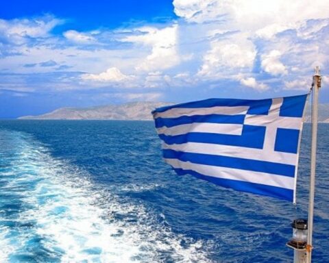 Η χώρα έχει ταυτότητα