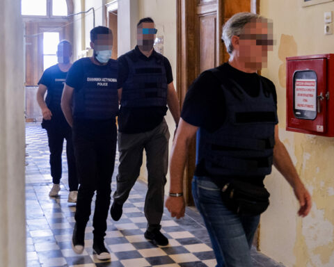Σύρος διασώστρια δολοφονία