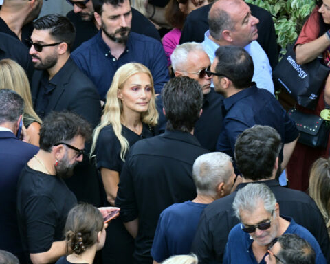 ΜΑΖΩΝΑΚΗΣ ΚΗΔΕΙΑ