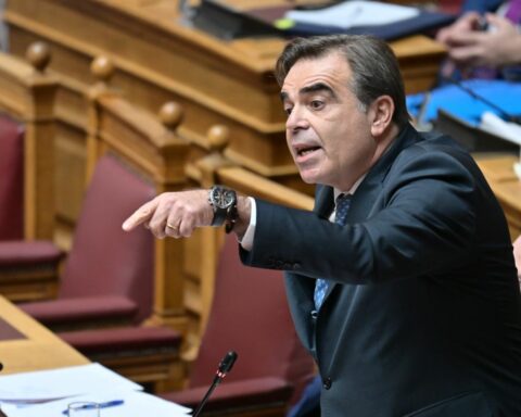 Σχοινάς