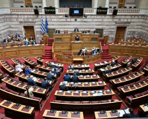 Βουλή: