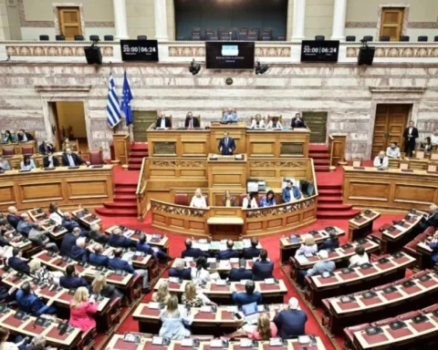 Βουλή: