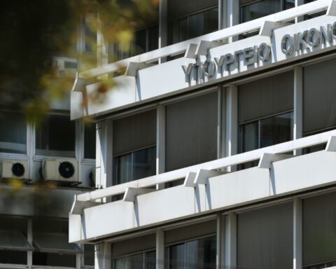 Κυβέρνηση Τσίπρας μέτρα
