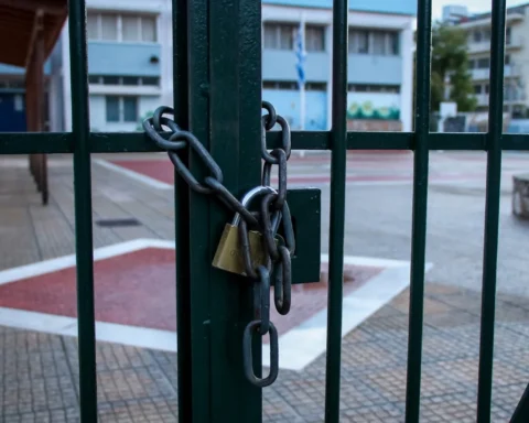 Κακοκαιρία: Κλειστά σχολεία