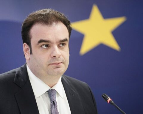 Πιερρακάκης στο ΔΝΤ