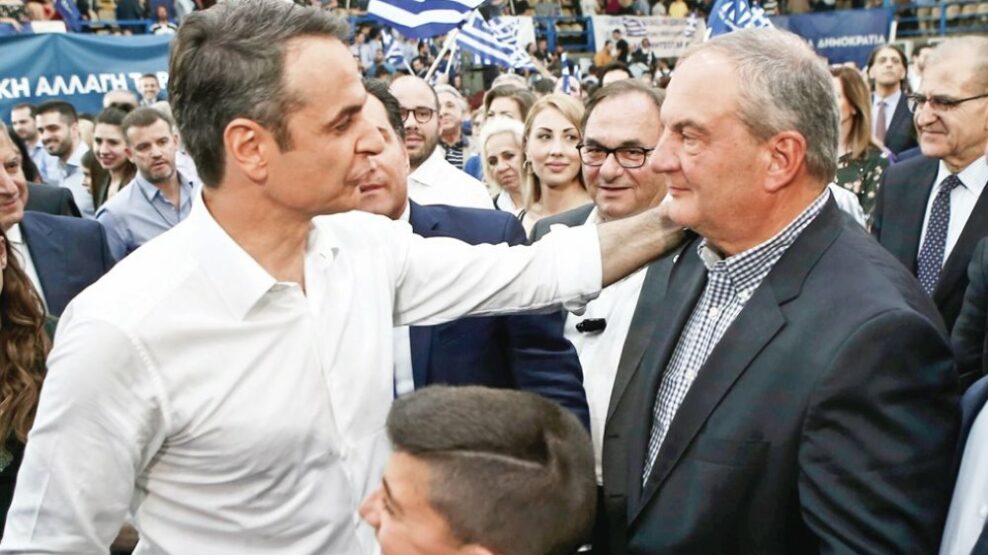 Πλάνο για άµεση προσέγγιση Καραµανλή