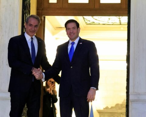 Δείπνο Μητσοτάκη – Ρούμπιο