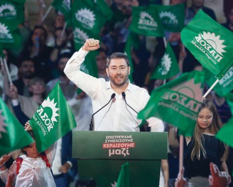 Ποντάρει στα «γενέθλια» της αλλαγής