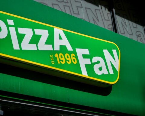 Pizza Fan: