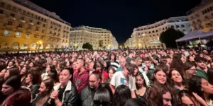 Χιλιάδες κόσμου στη συναυλία